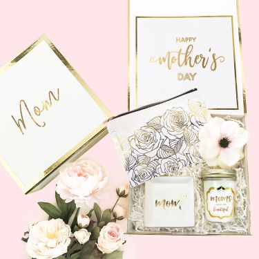 Personalized Mom Gift Box